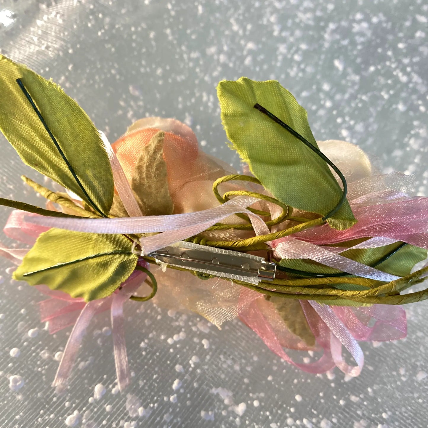 Spilla floreale per abiti da cerimonia