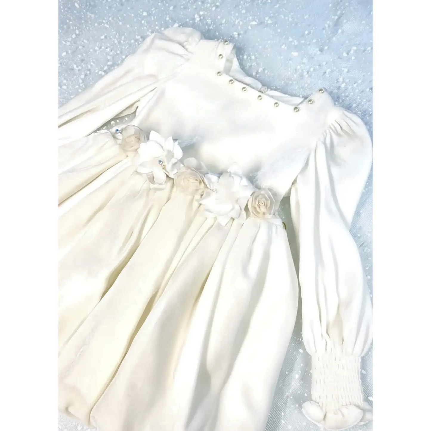 Abito in velluto bianco per battesimo