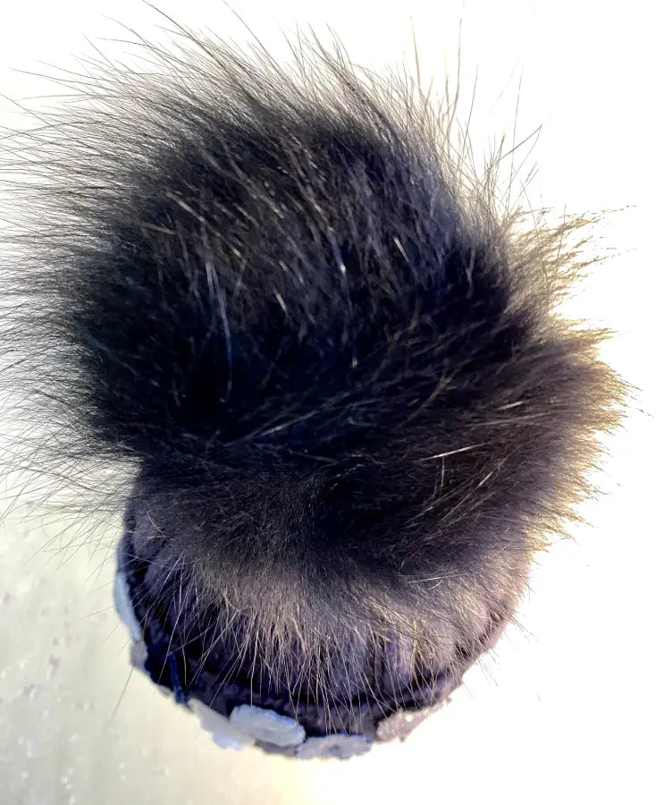 Cappello in lana per bambina con pom pon