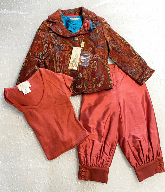 Completo da cerimonia broccato 4 pezzi per bambina in sconto