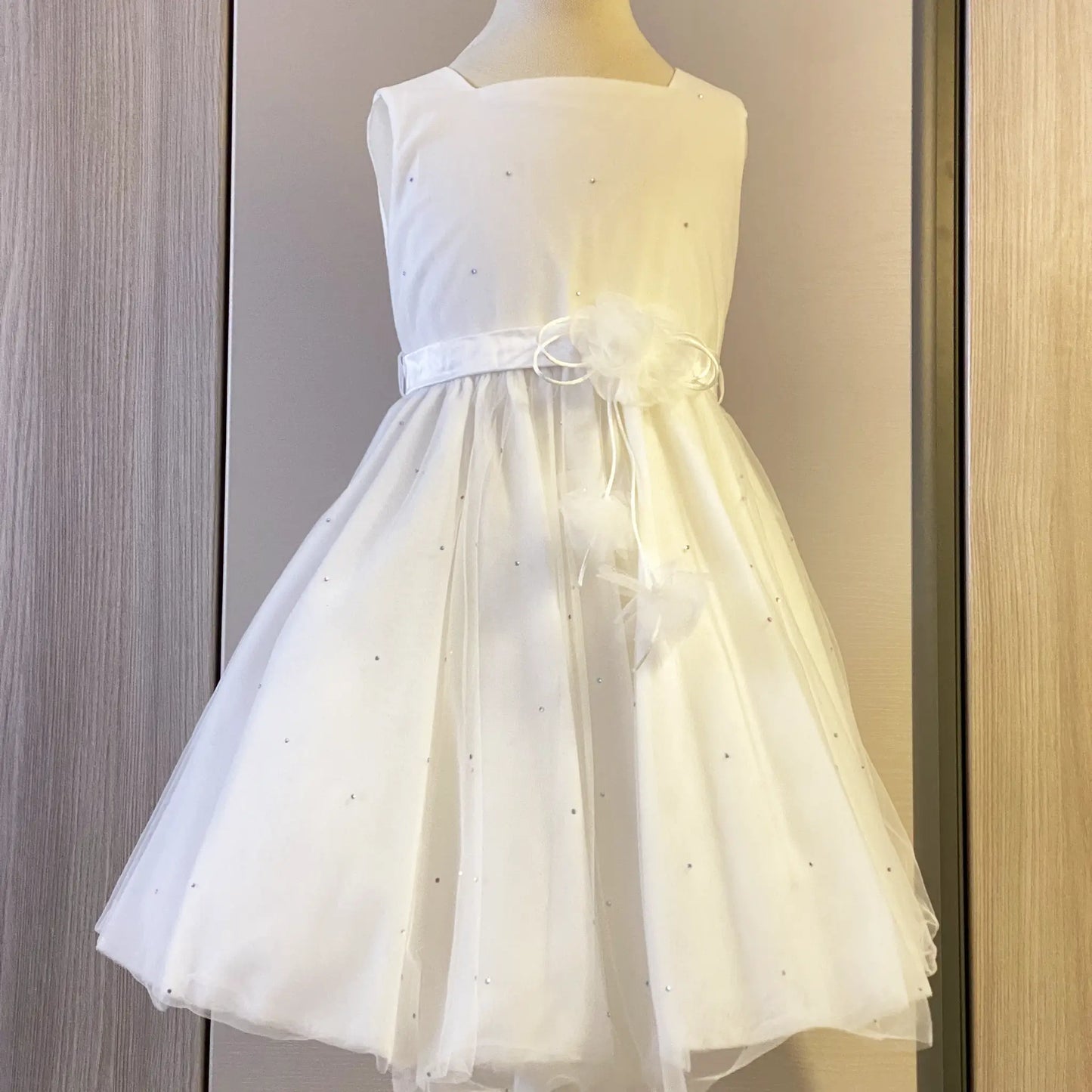 Damigella matrimonio bambina in tulle