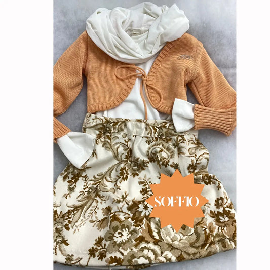 abbinamento elegante della gonna in velluto per bambina