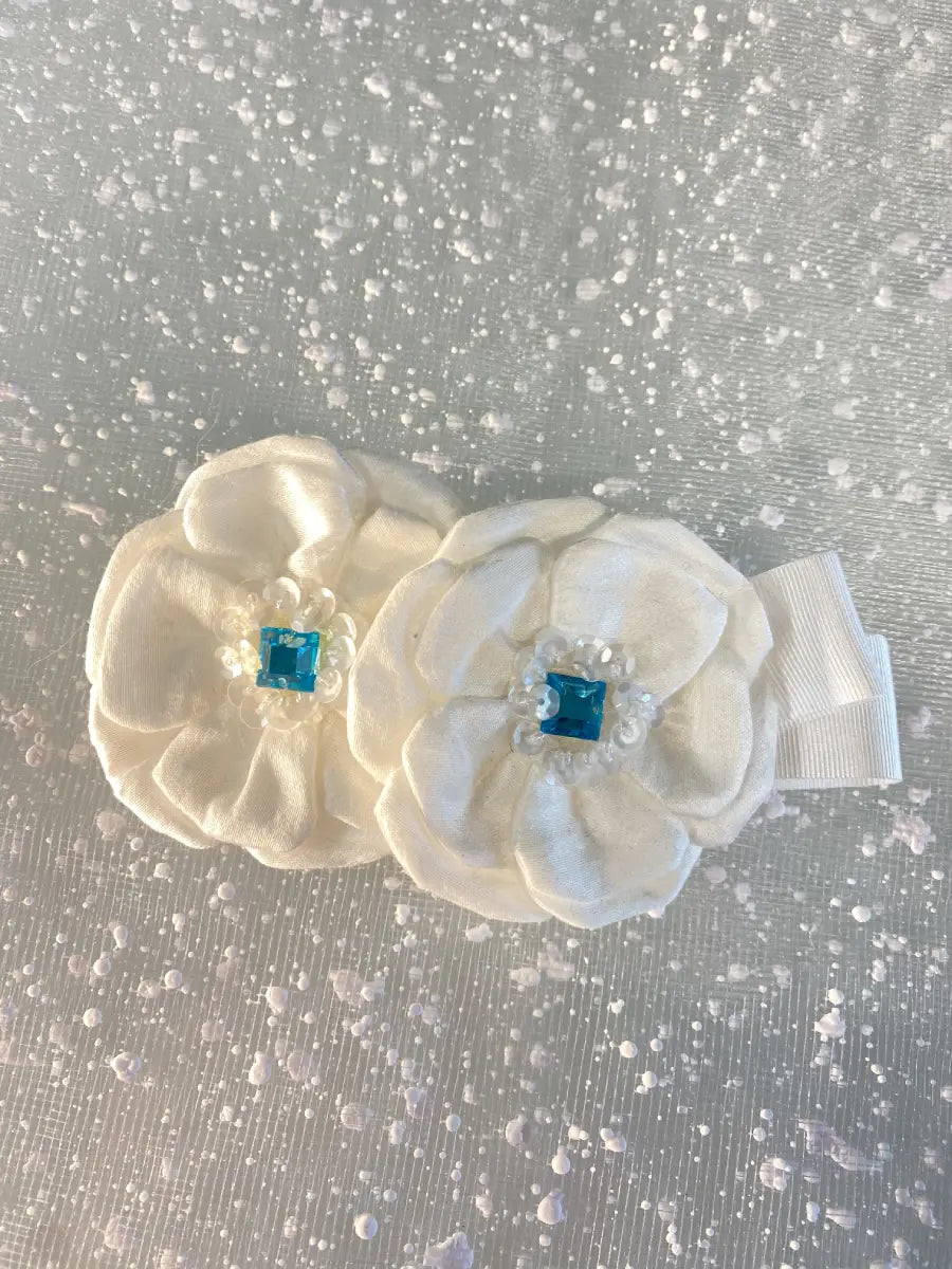 Fermaglio azzurro e bianco per bambina