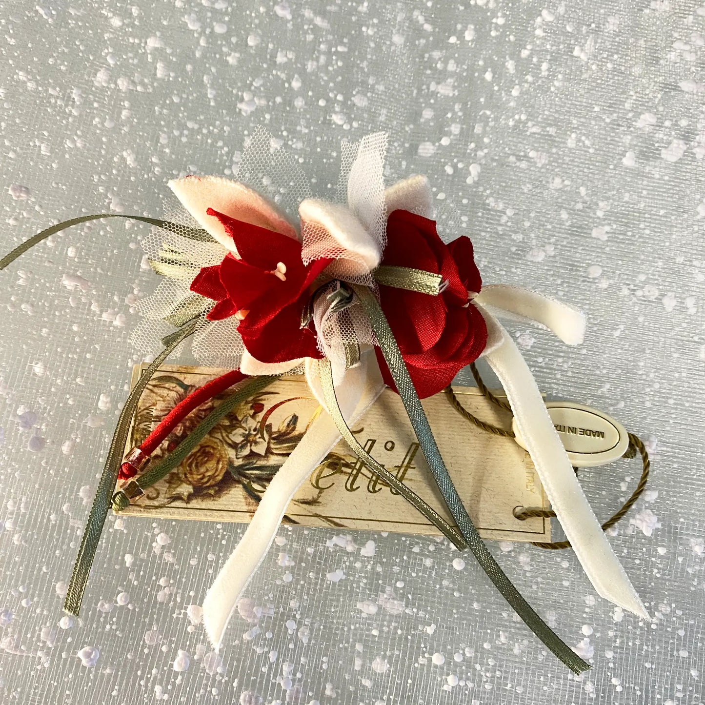 Fermaglio con fiori rossi da cerimonia per capelli bambina
