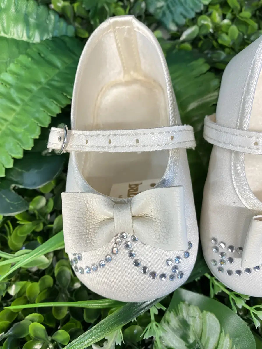 Scarpine da battesimo eleganti per bambina colore bianco