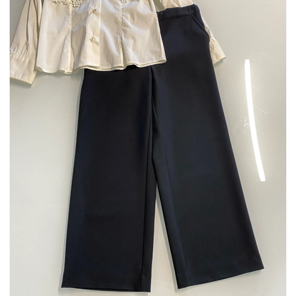 Completo elegante bambina con camicia ricamata e pantaloni