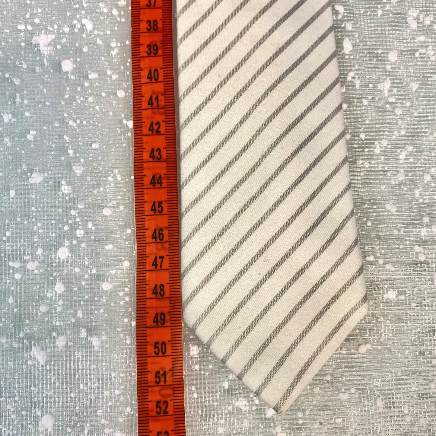 Cravatta da Cerimonia Bambino a Righe Oblique Grigie e Bianche