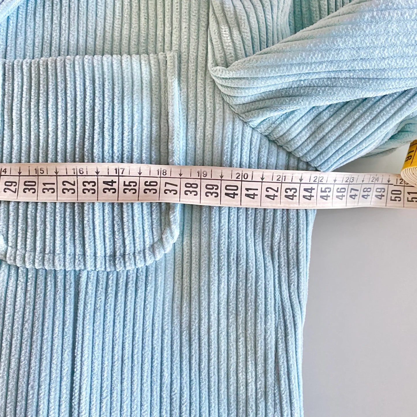 Giacca e pantaloni in velluto per bambino