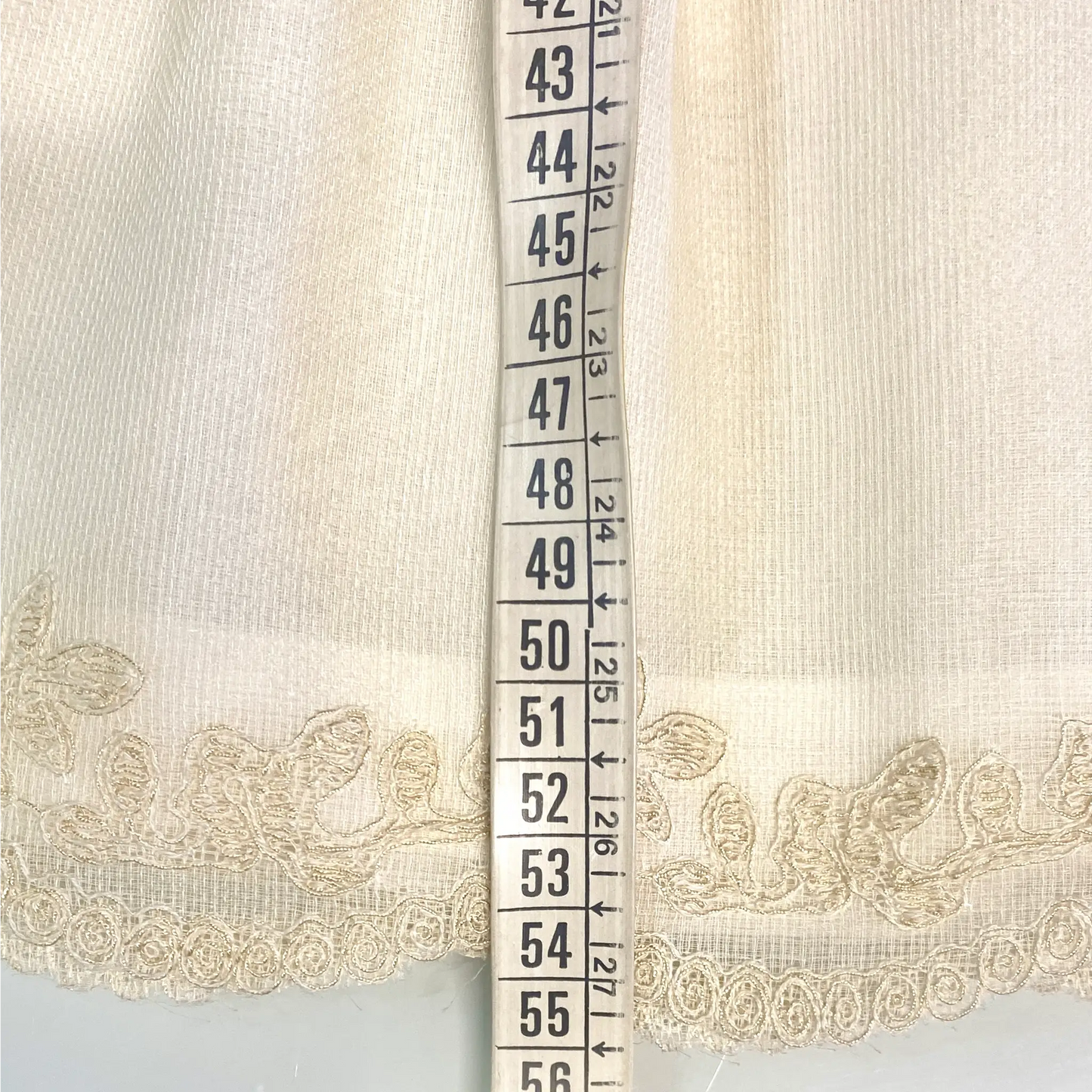 Robe de baptême longue dorée