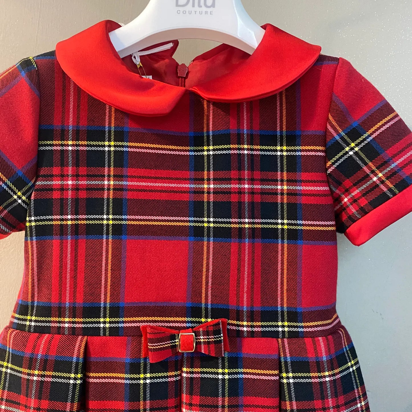 Abito elegante da bambina con motivo scozzese per feste invernali in offerta