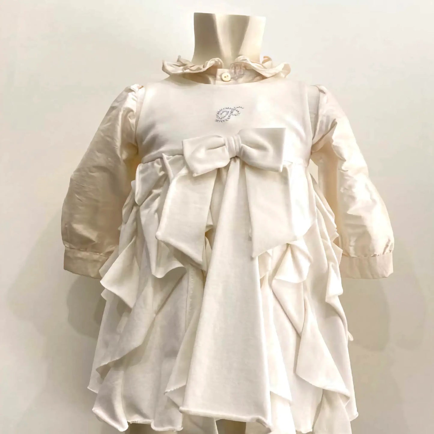 Abito per feste e occasioni speciali per neonata di 6 fino a 9 mesi in sconto