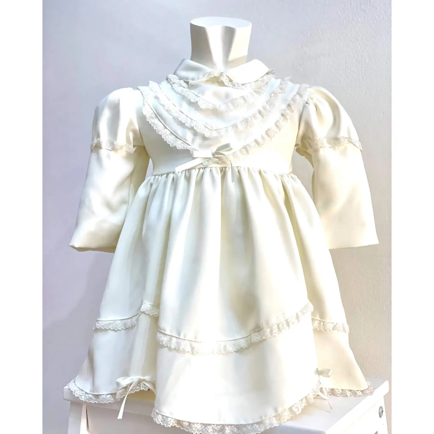 Abito romantico per battesimo bambina