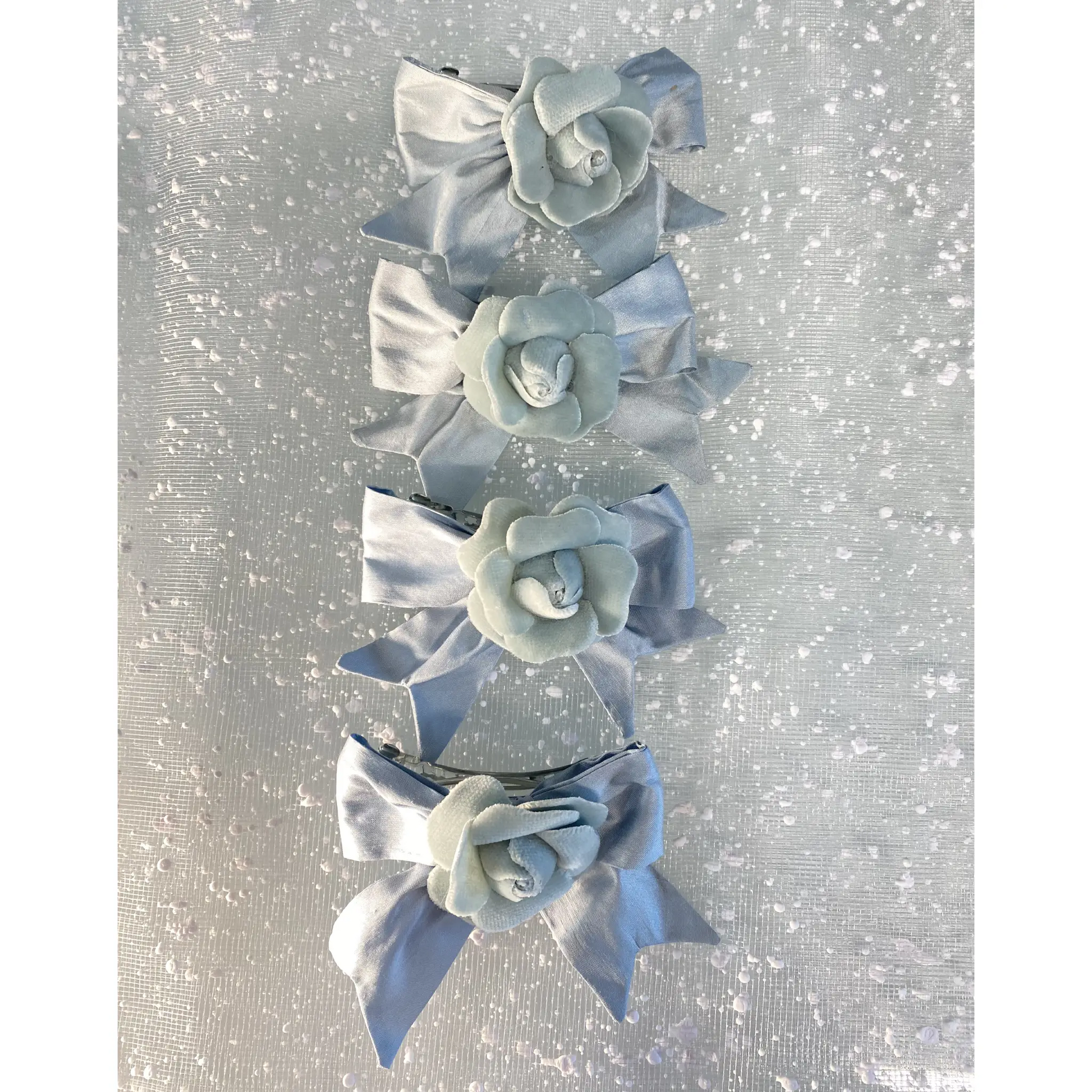 Accessorio per capelli bambina per cerimonia invernale colore azzurro