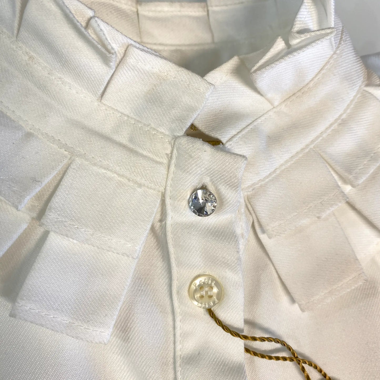 Camicia per bambina con dettaglio luminoso sul colletto