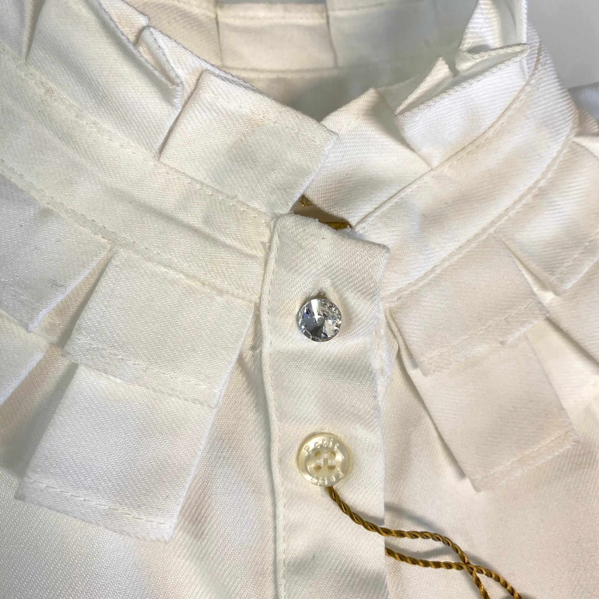 Camicia per bambina con dettaglio luminoso sul colletto