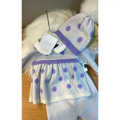 Cappellino neonata in maglia con pompon bianco e leggings coordinati.