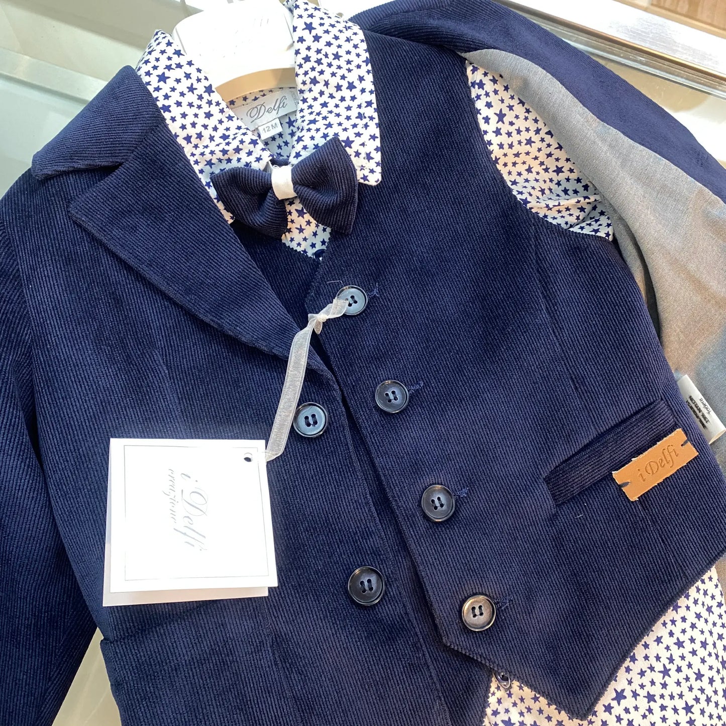 Completo da cerimonia invernale in sconto outlet per neonato