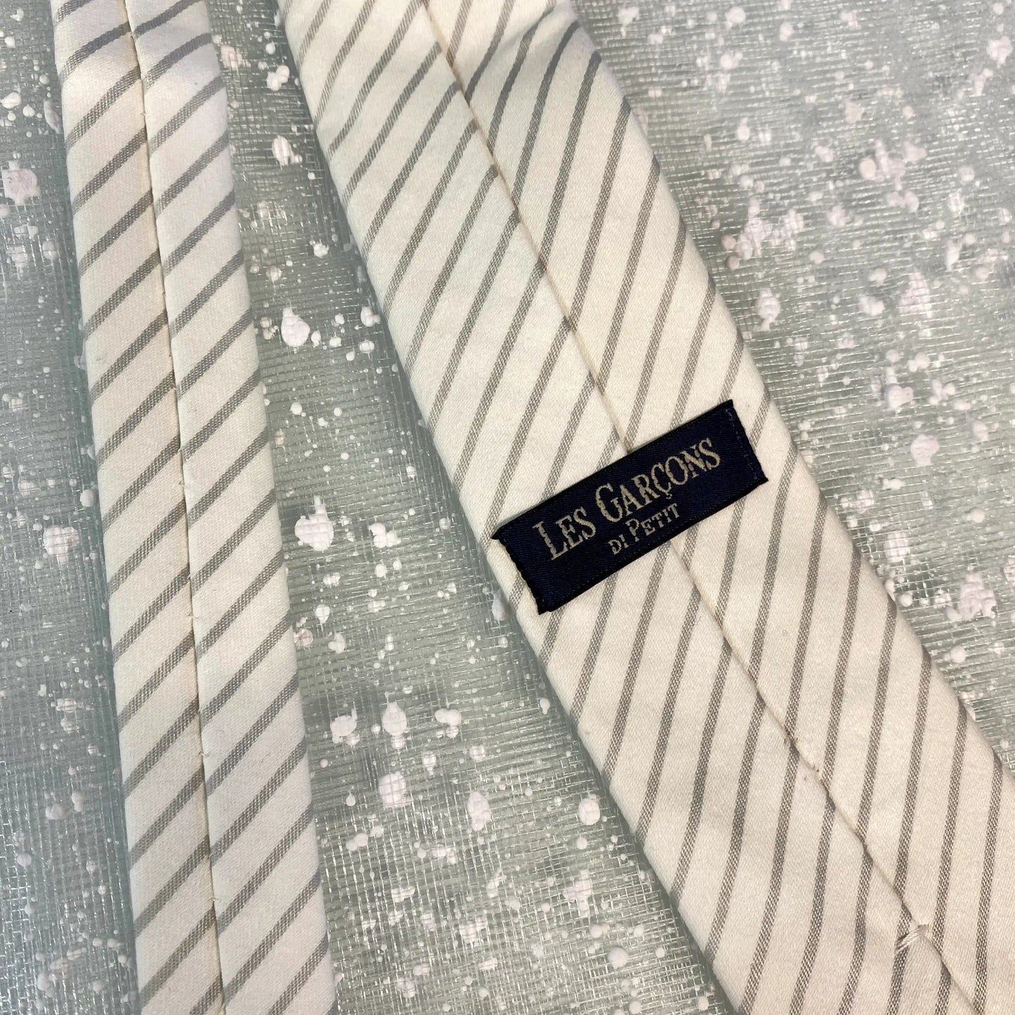 Cravatta bambino Les Garcons di Petit in sconto