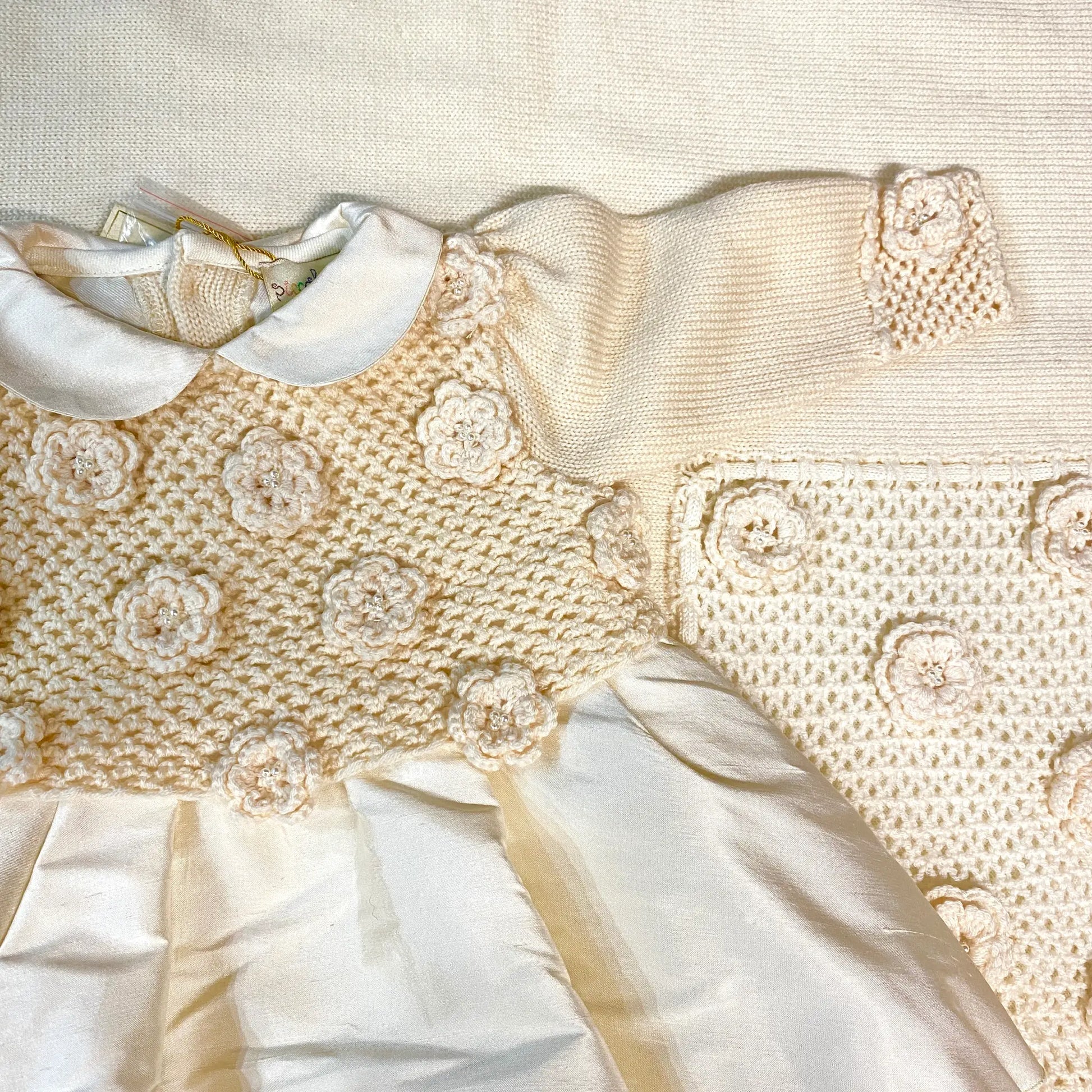 Set abitino + copertina per neonata abbinabili in outlet