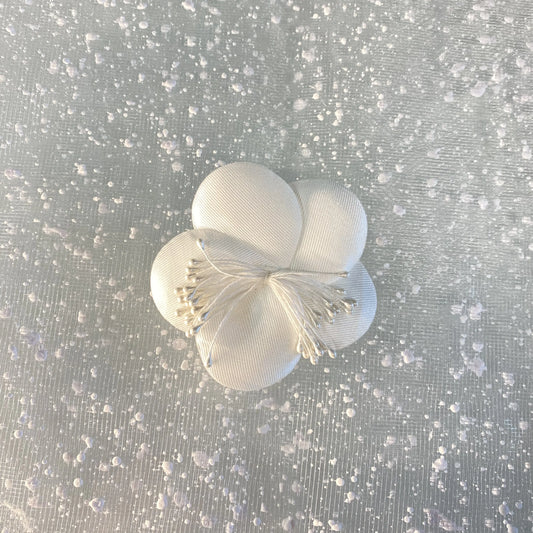 Spilla fiore per abito da cerimonia