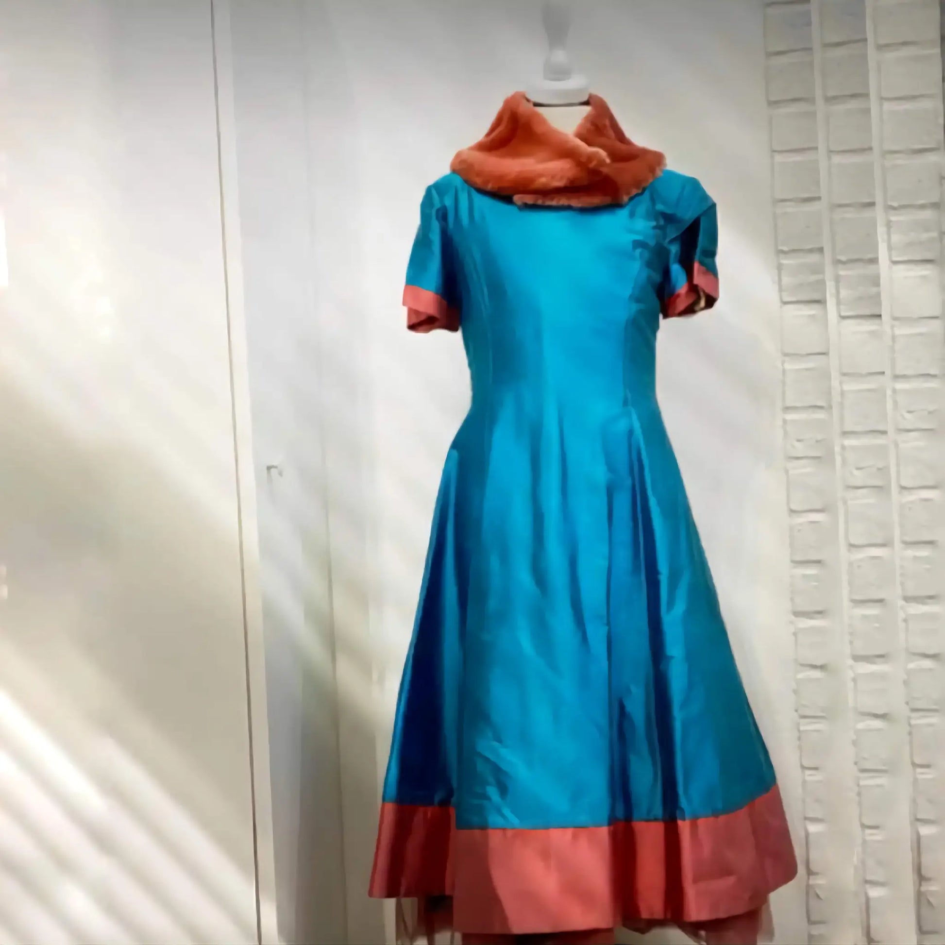 Vestito in seta Blu per Occasioni Speciali